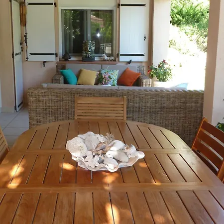 Villa Hibiscus