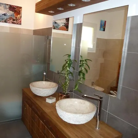 Villa Hibiscus *